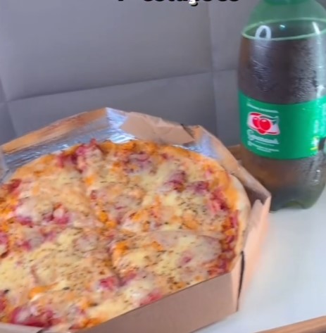 Pizza do cliente Bruna Gomes